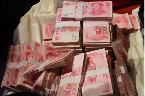 .重慶市人力社保局：全市最低工資標(biāo)準(zhǔn)進(jìn)行了調(diào)整，從2019年1月1日起執(zhí)行